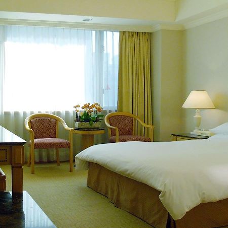 Dong Wu Hotel Taipei Exterior photo