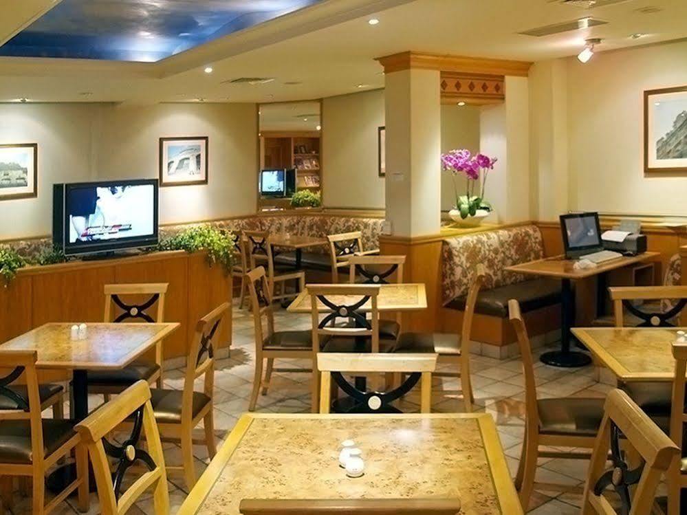 Dong Wu Hotel Taipei Exterior photo